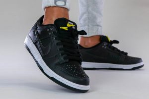 Nike SB Dunk (BLACK/MULTI-COLOR-WHITE)